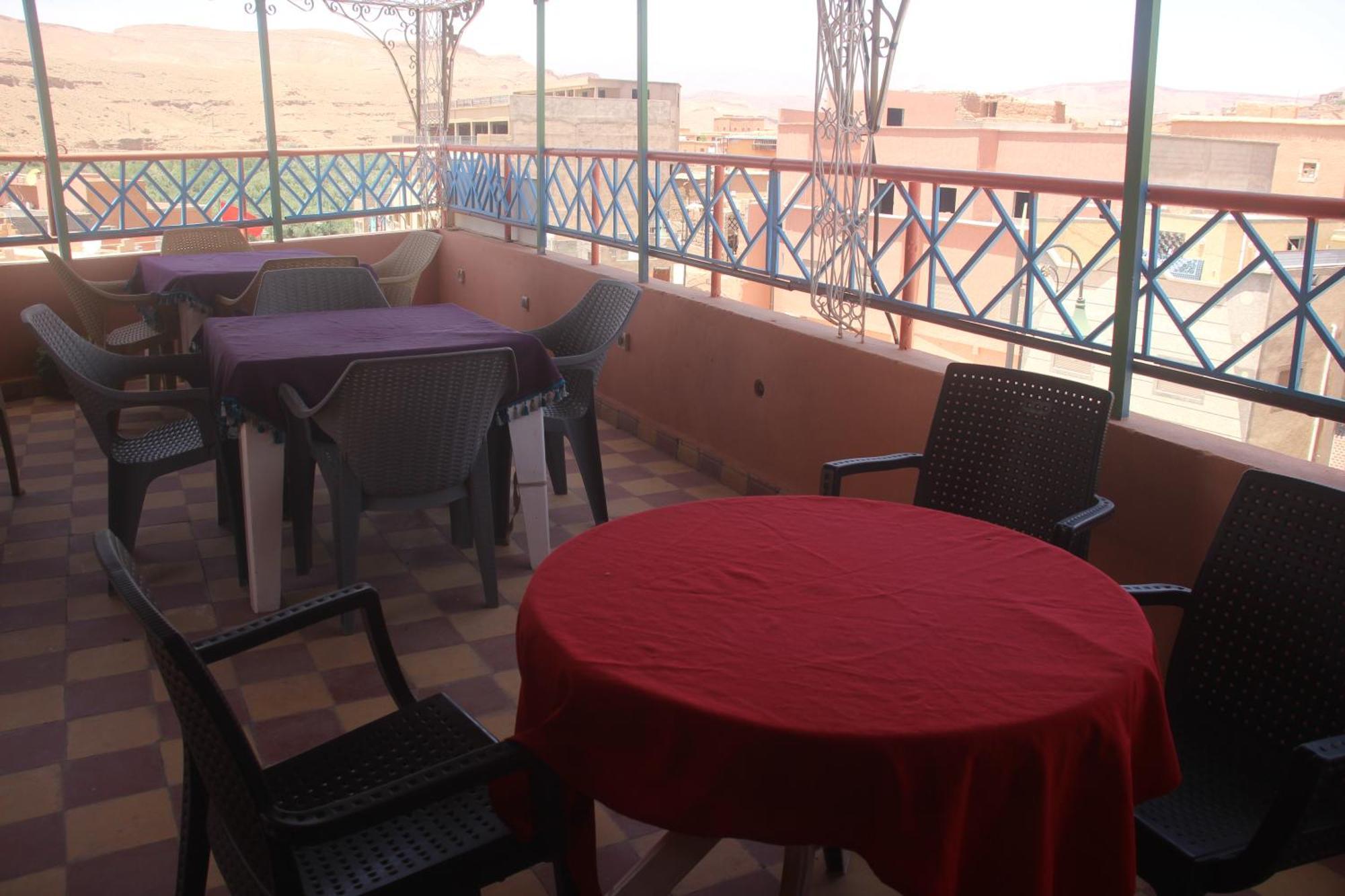 Auberge Restaurant Rooftop Tamazirt Boumalne Dades Luaran gambar