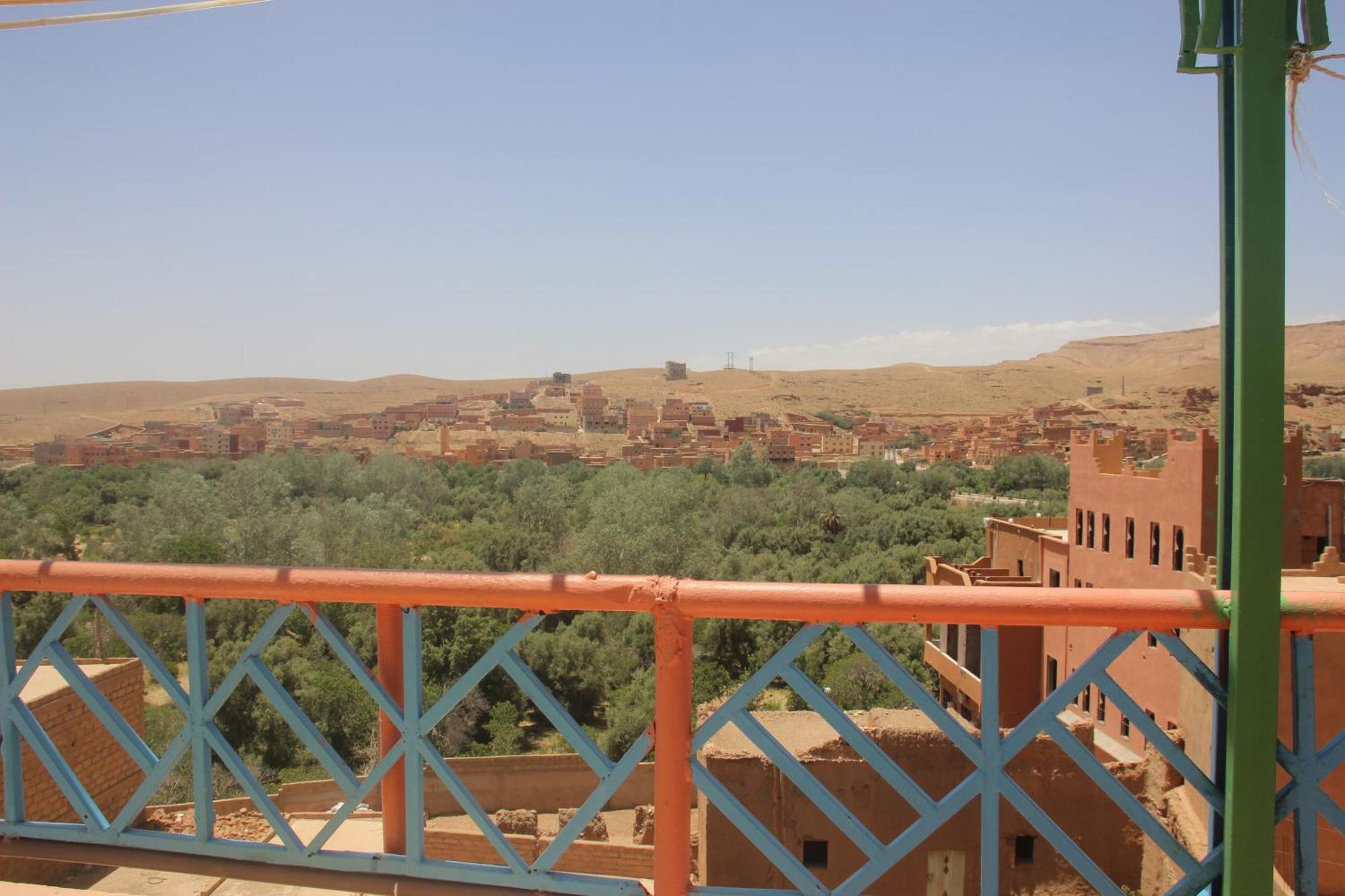Auberge Restaurant Rooftop Tamazirt Boumalne Dades Luaran gambar